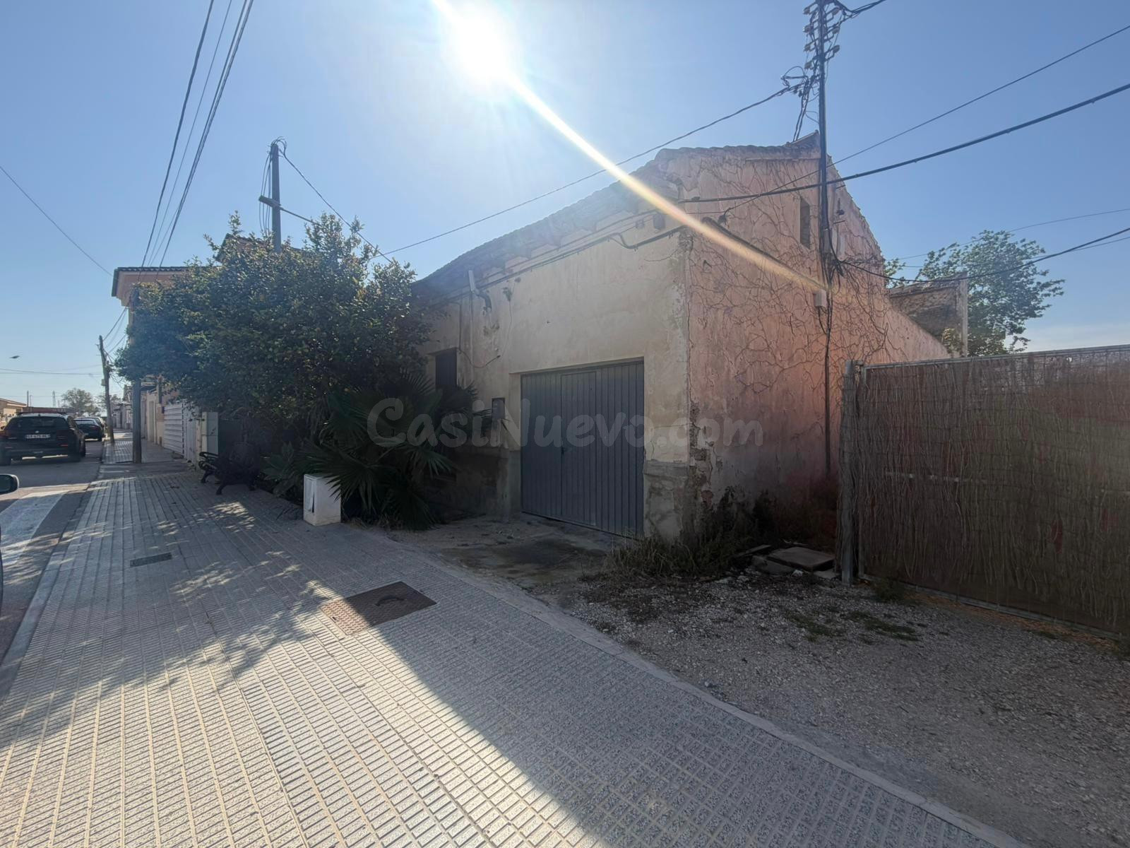 Amplia Casa con Terreno en Heredades - Oportunidad para Reformar