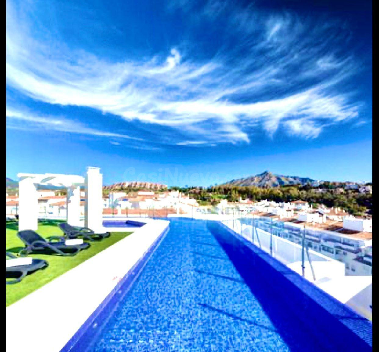 Ático con vistas al mar y licencia turística – Nueva Andalucía, Marbella