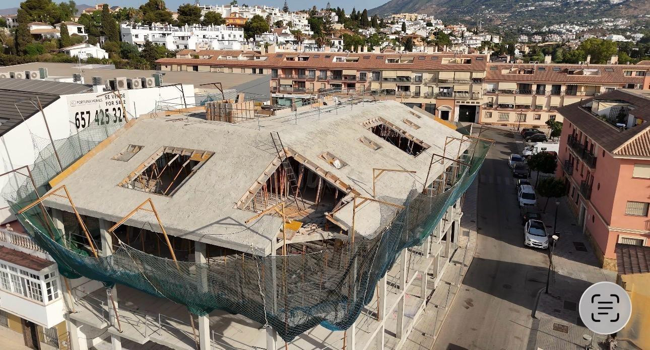En Fuengirola, a pocos minutos de la playa, surge una oportunidad única para inversores.