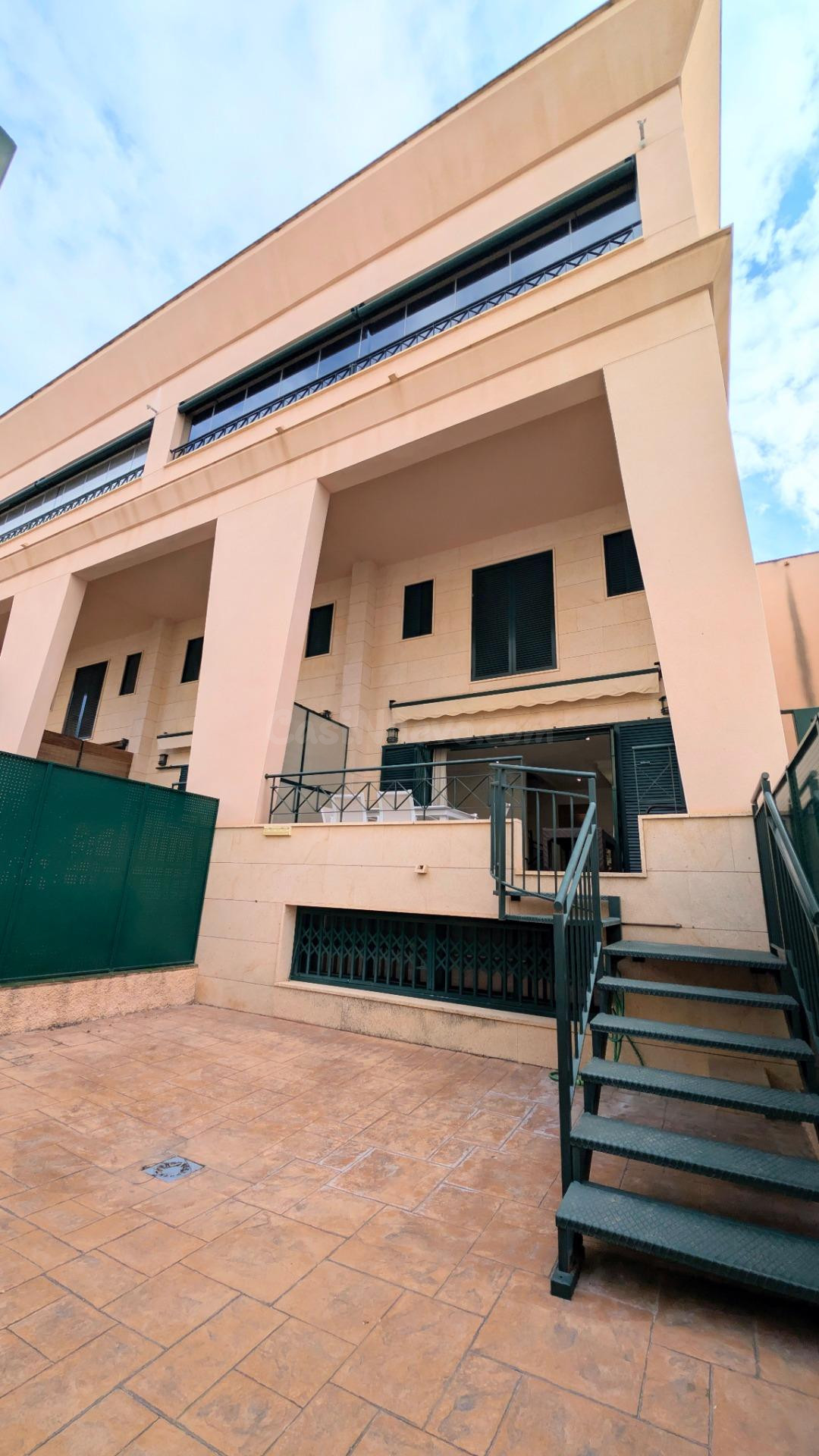 ✨ ELEGANCIA Y EXCLUSIVIDAD: VIVIENDA DE LUJO EN ALQUILER VACACIONAL, EN CALAS SANTIAGO BERNABÉU ✨
