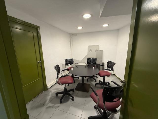 ALQUILER OFICINA-DESPACHOS MUY CENTRICO, ZONA ALFONSO X EL SABIO, 3 DESPACHOS, BAÑO, SALA JUNTAS