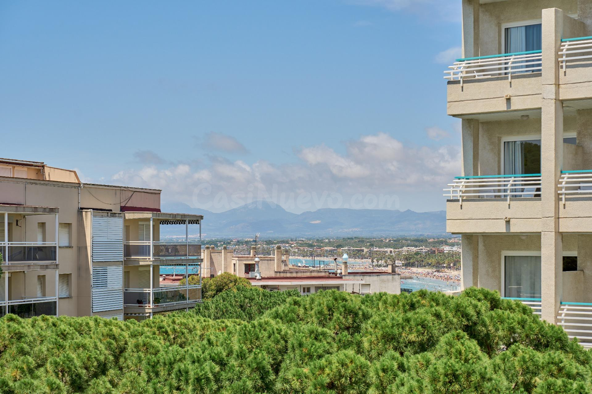 Piso Reformado en el Corazón de Salou con Terraza y Vistas al mar