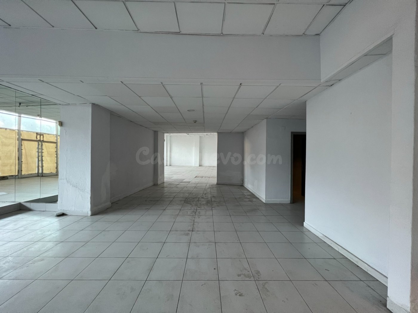 LOCAL COMERCIAL (739m2) en alquiler AVENIDA DE LA UNIVERSIDAD ELCHE