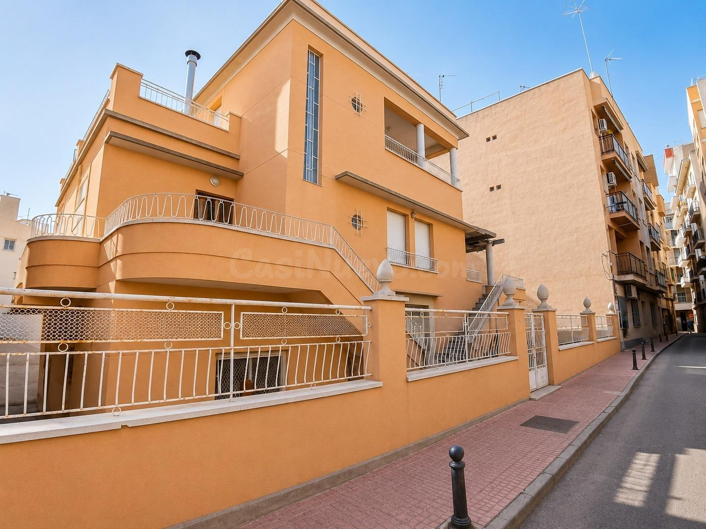 Solar urbano en pleno centro de Alcantarilla: una oportunidad única para construir o invertir