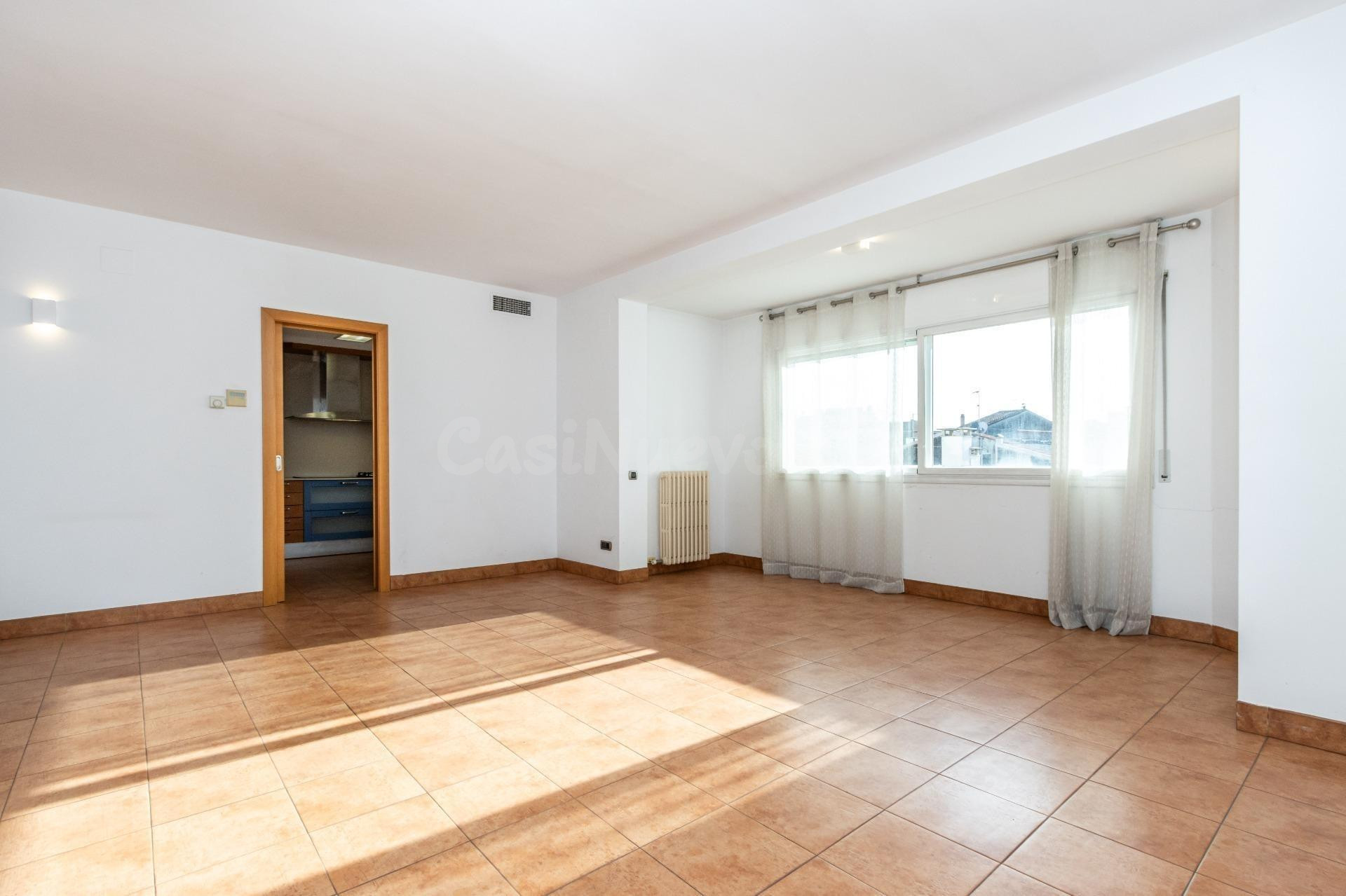 ESPECTACULAR ÁTICO DÚPLEX DE 5 habitaciones CON 2 SALONES, 2 - foto 3