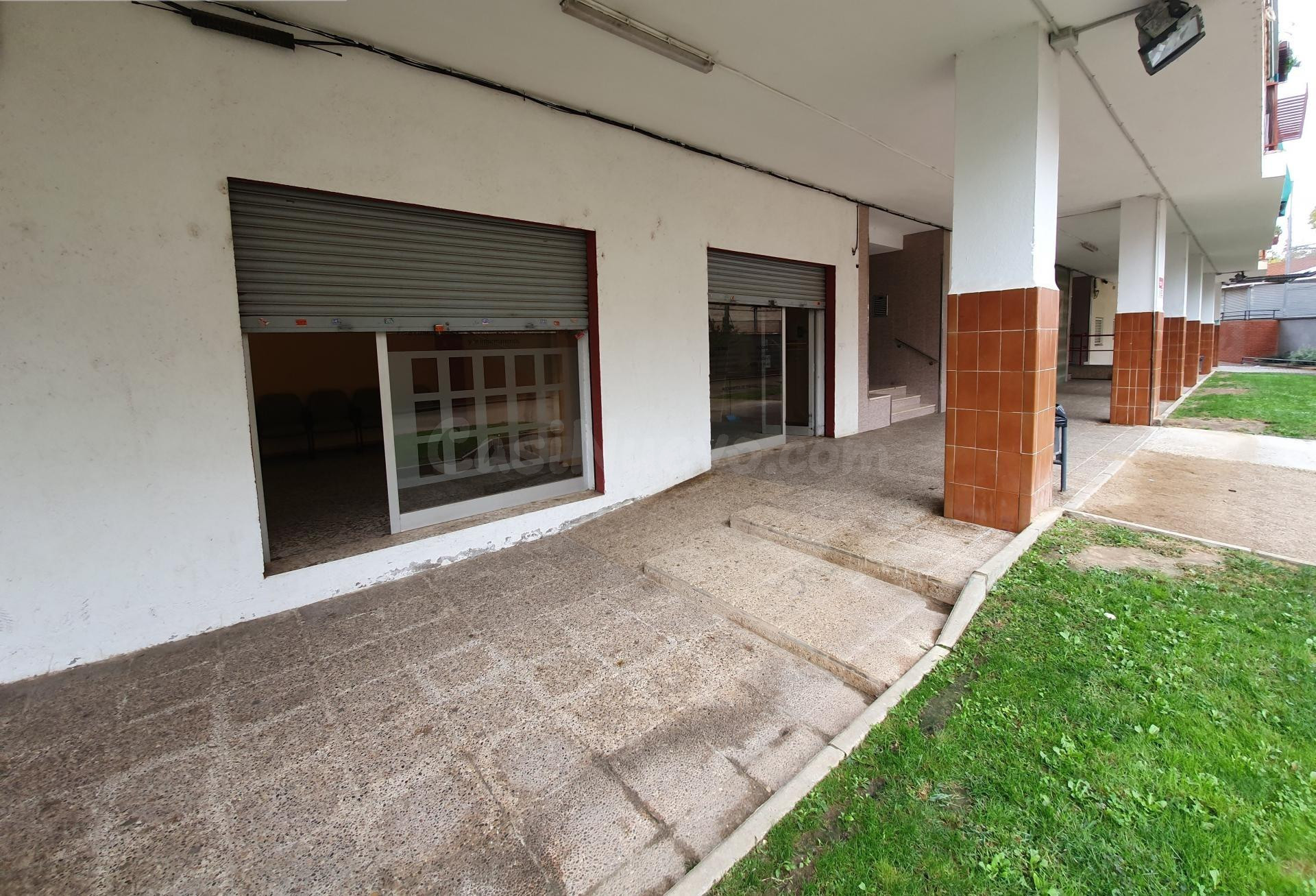 Local comercial actualmente diáfano, en Sabadell, zona Concordia Obrascón!