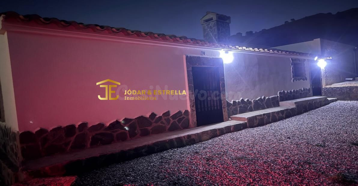 Estupenda casa de 4 dormitorios  en la Sierra de la Carrasqu - foto 5