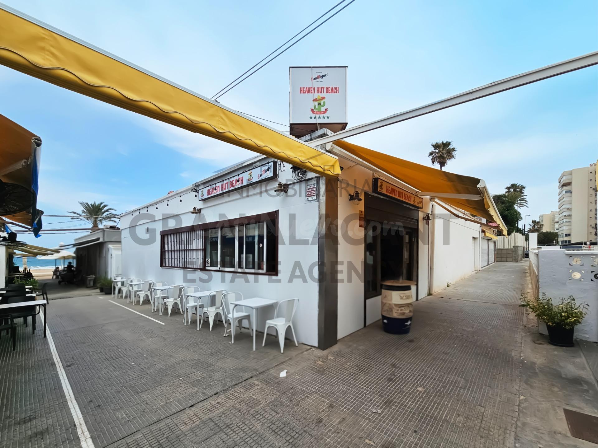 Traspaso de local comercial en zona El Palmeral – Urbanova (Alicante) con vistas al mar