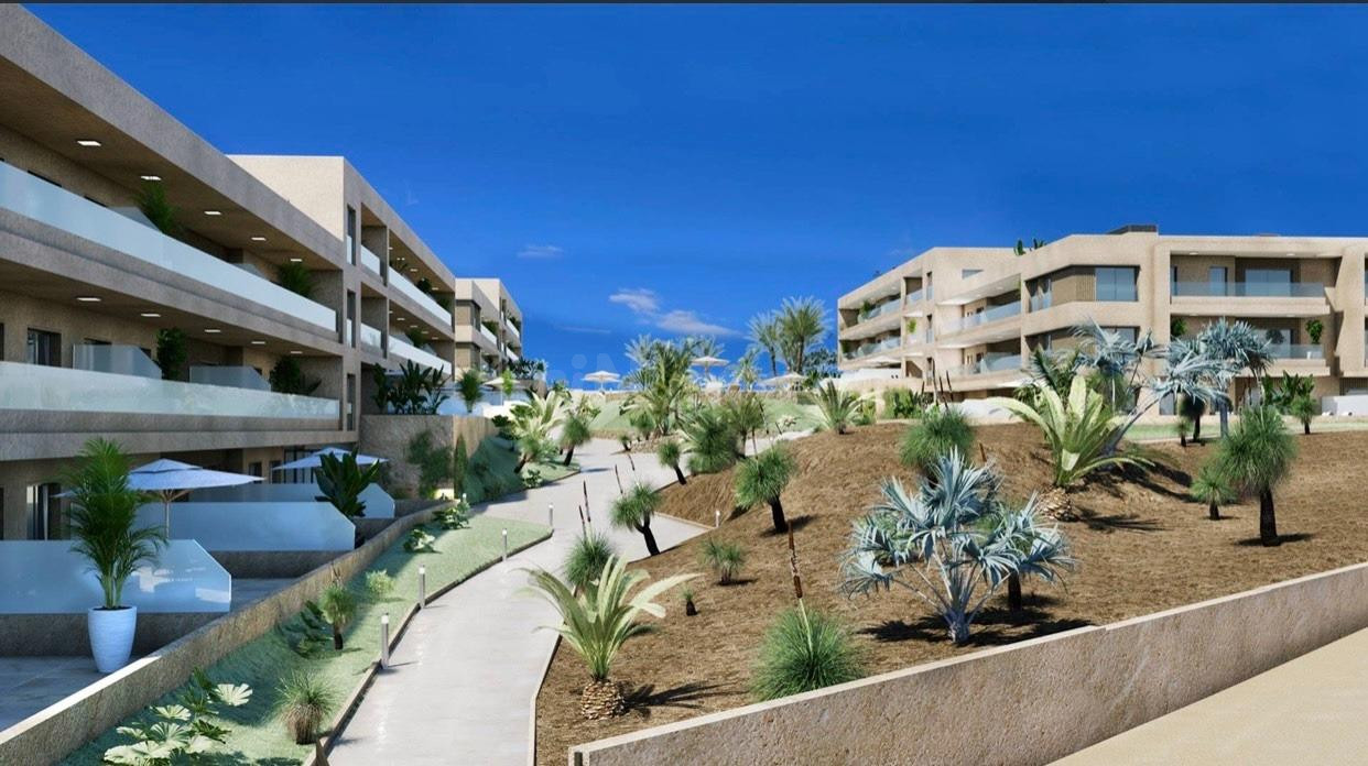 Apartamento 2 dormitorios con terraza y vista al mar -  La T - foto 4