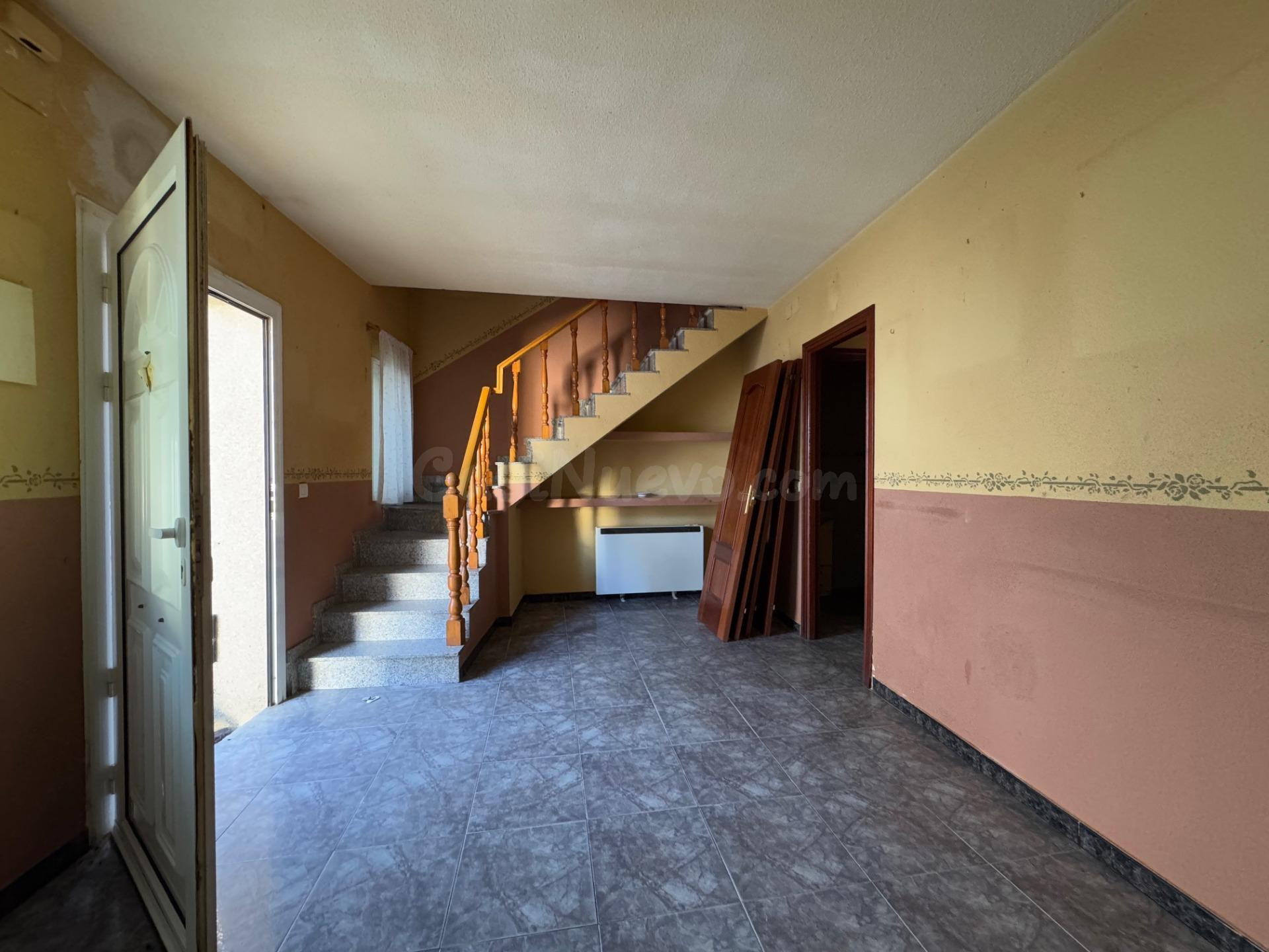 CASABANCO  VENDE CASA  DE TRES DORMITORIOS EN MADROÑERA - foto 2