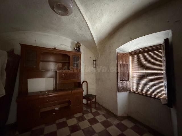 CASABANCO VENDE VIVIENDA A REFORMAR  EN  BARCARROTA - foto 4