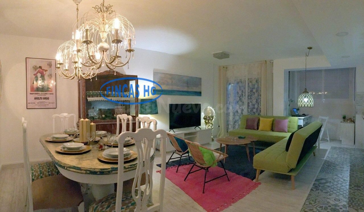 Excelente vivienda de cuatro dormitorios con garaje y trastero