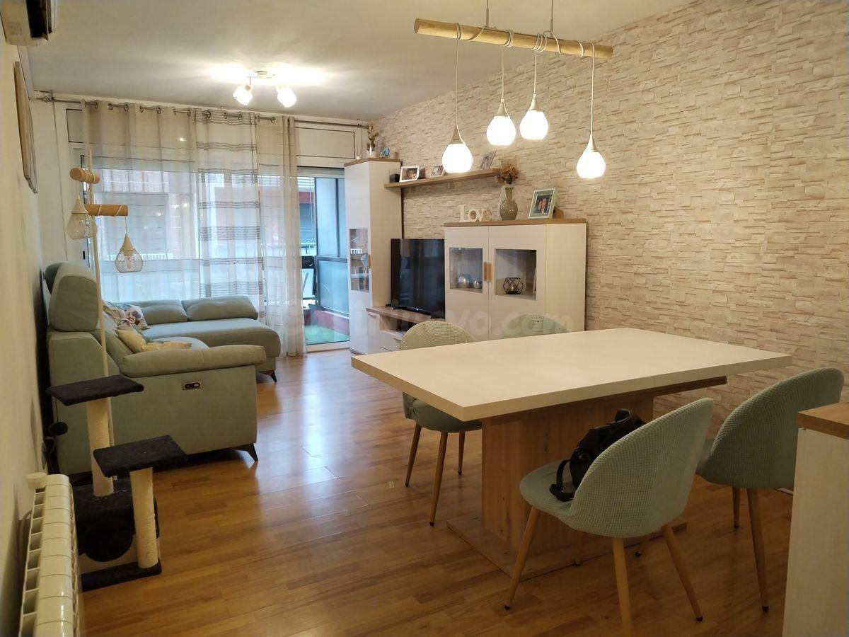 Piso de 96 m2 con suite, vestidor y terraza. Listo para entrar a vivir- Vivienda VPO