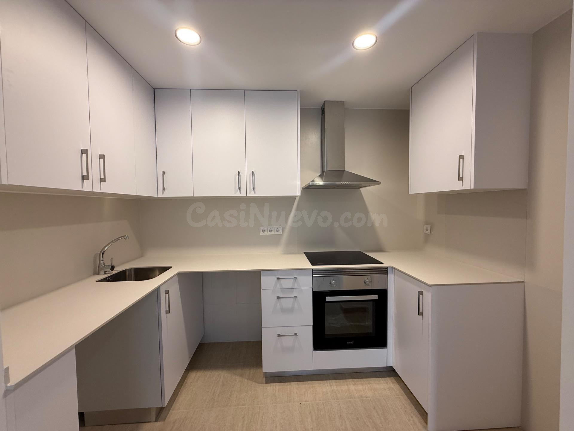 ACOGEDORA PLANTA BAJA DE OBRA NUEVA CON PATIO PRIVADO Y PARKING EN DELTEBRE