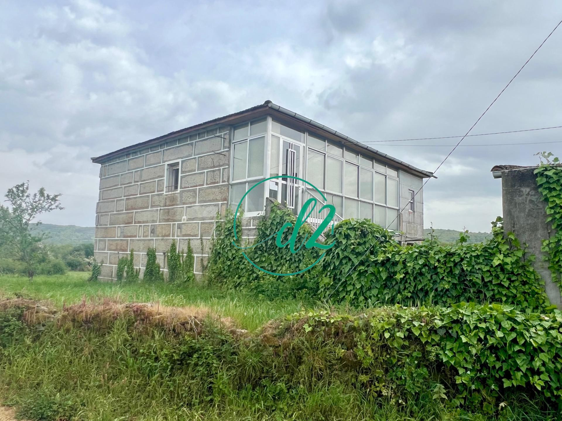 CONJUNTO EXCLUSIVO DE CASAS DE PIEDRA CON FINCA EN TABOADELA. REF 1467