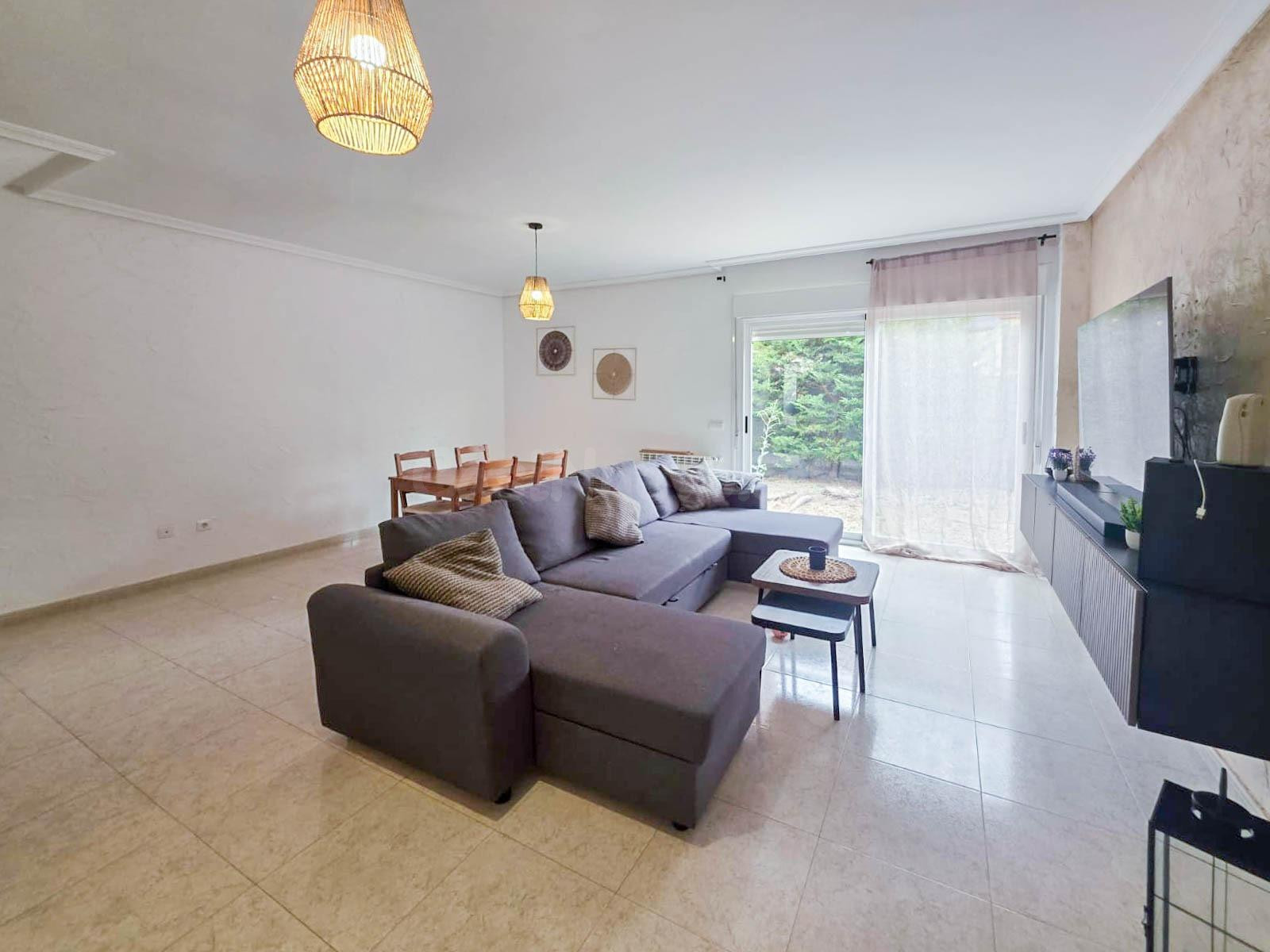 Chalet pareado en exclusiva en Galápagos: espacio, comodidad y vida tranquila por 289.000 €