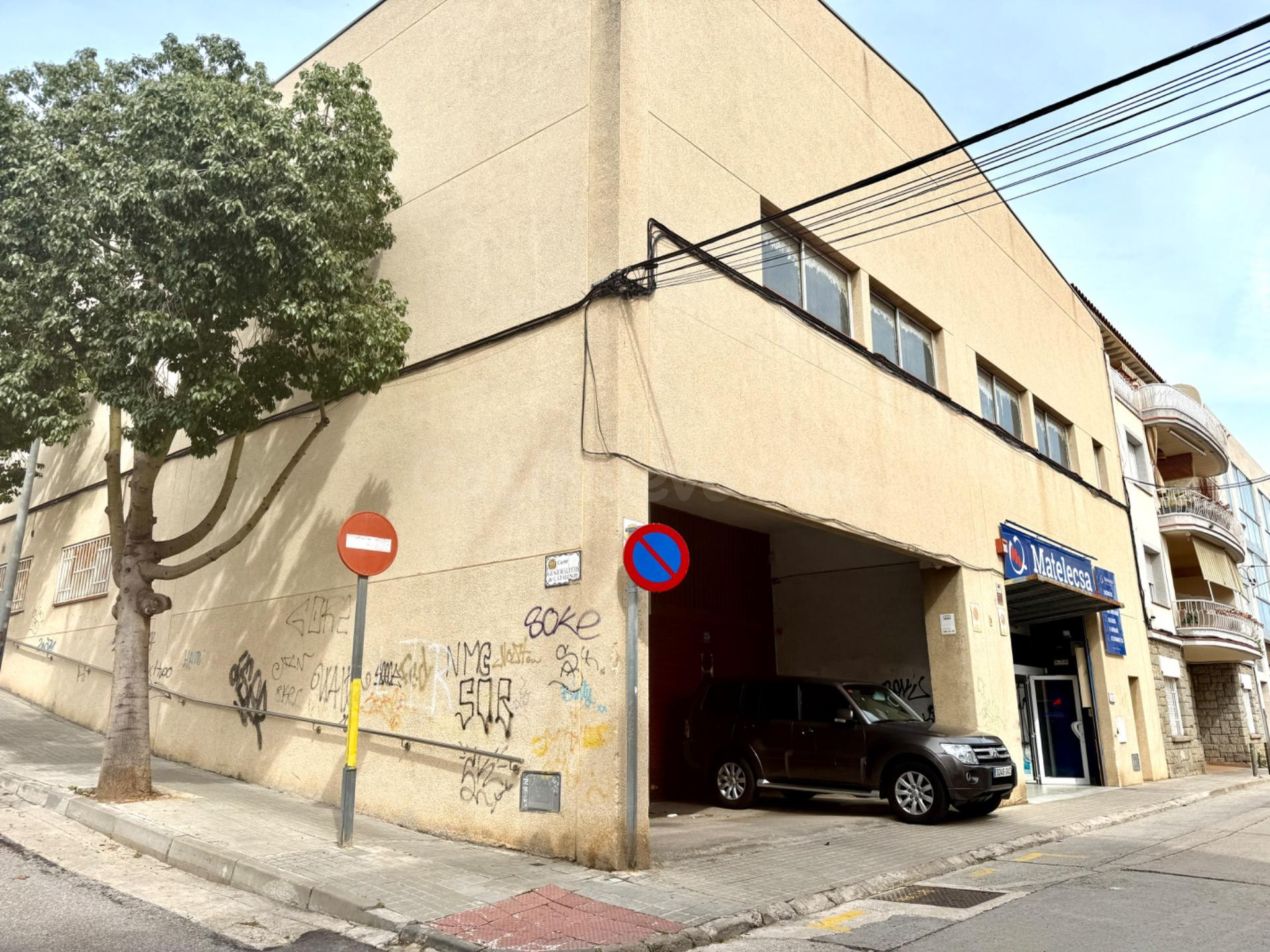 Nave industrial en rentabilidad en El Masnou – inversión sólida con contrato vigente hasta 2032