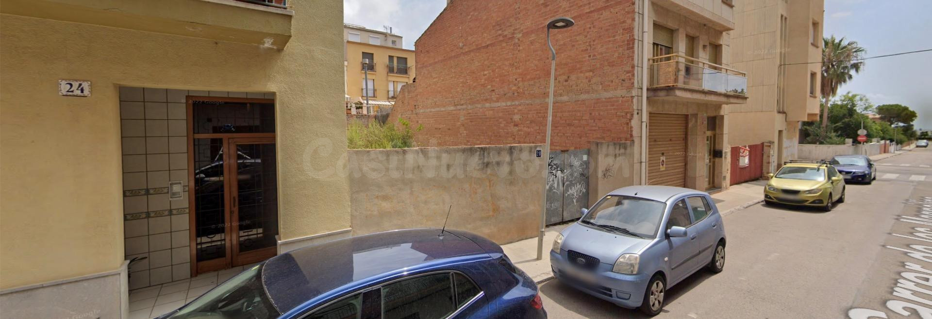 TERRENO URBANO EN VENTA EN CALLE MAGNOLIES, EL VENDRELL