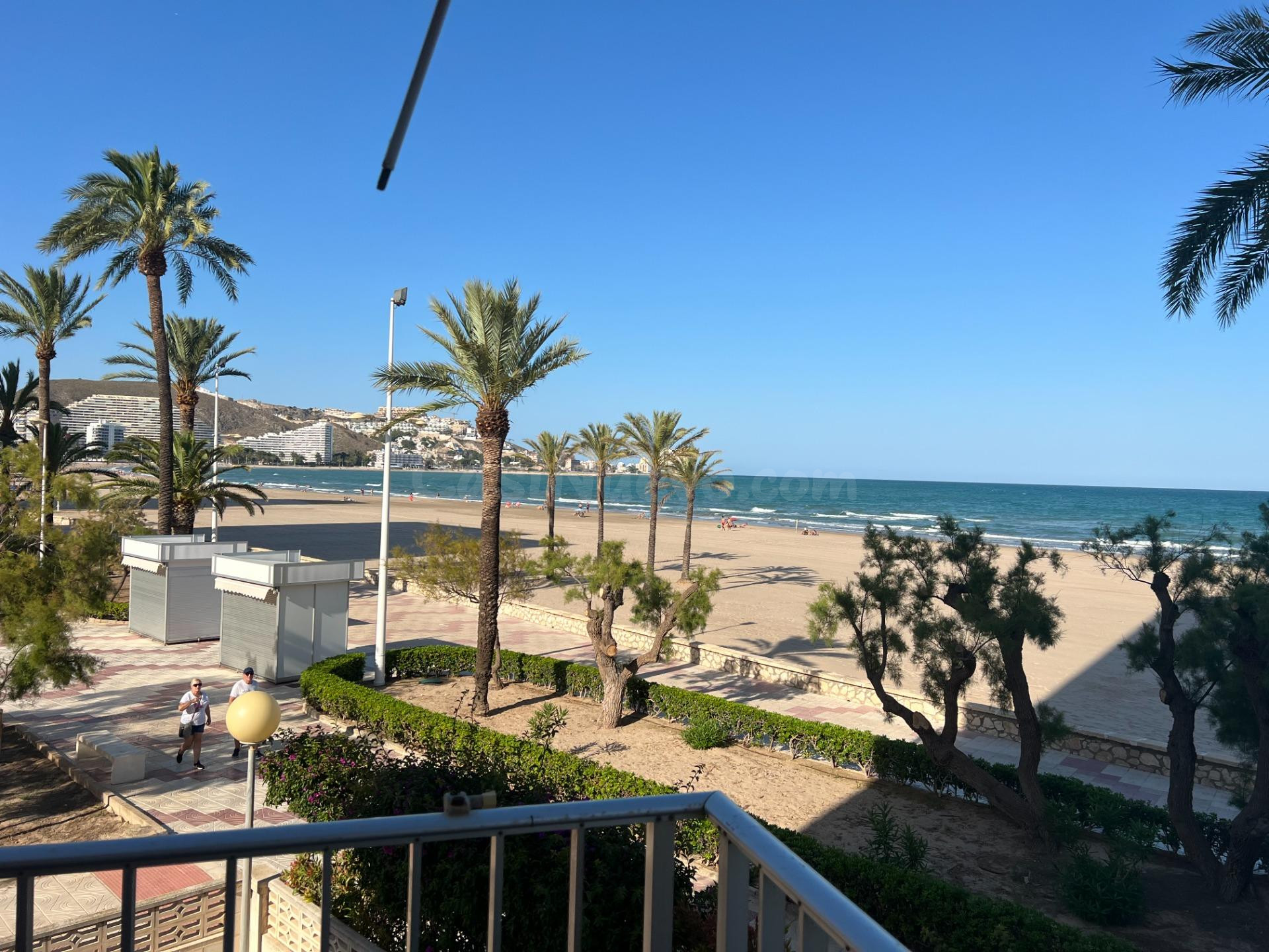 Espectacular apartamento frontal al mar en la Playa del Racó, Cullera