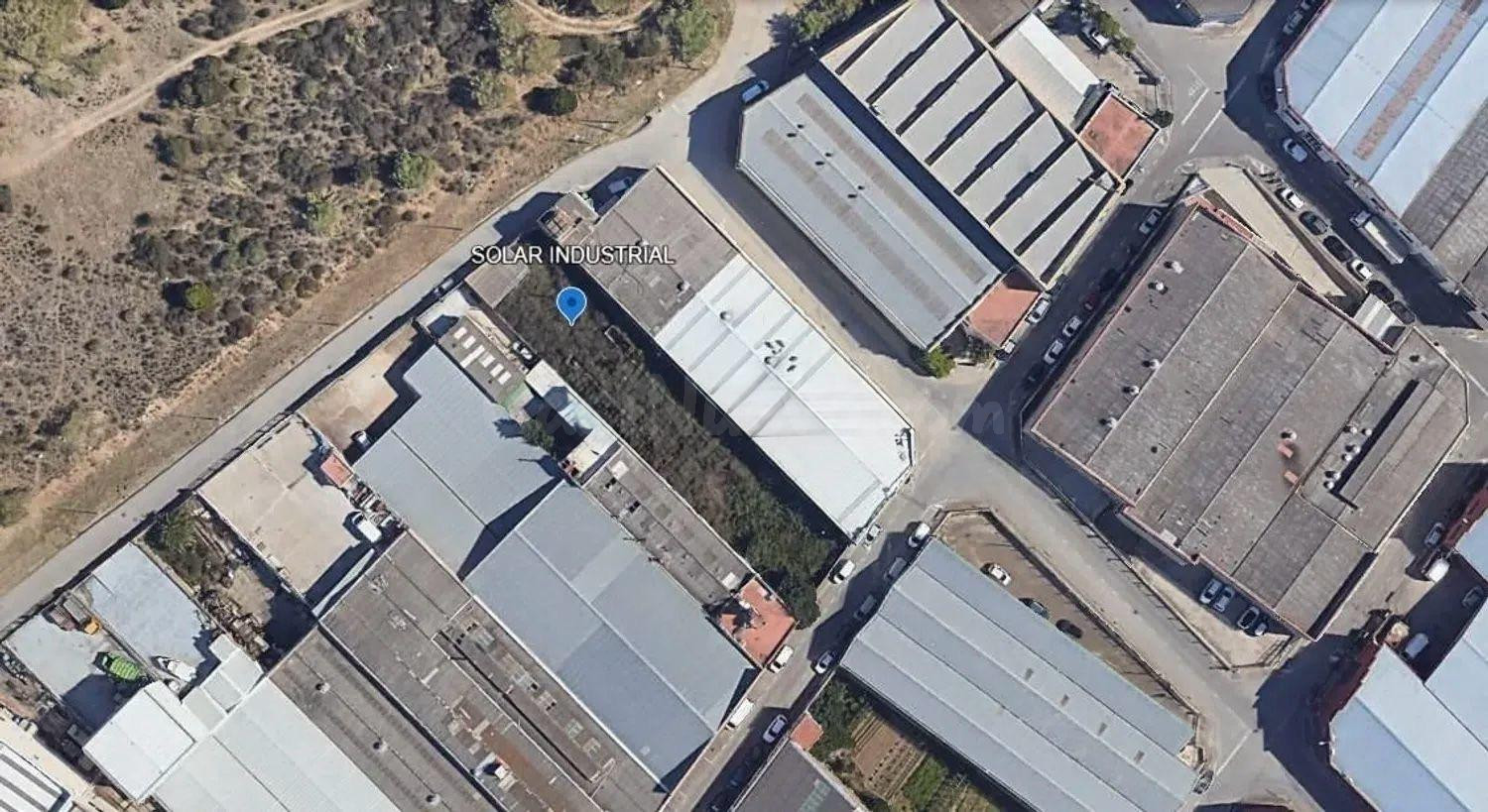 SOLAR INDUSTRIAL A LA VENTA EN PINEDA DE MAR – POLÍGONO CONSOLIDADO Y ACCESOS PRIVILEGIADOS