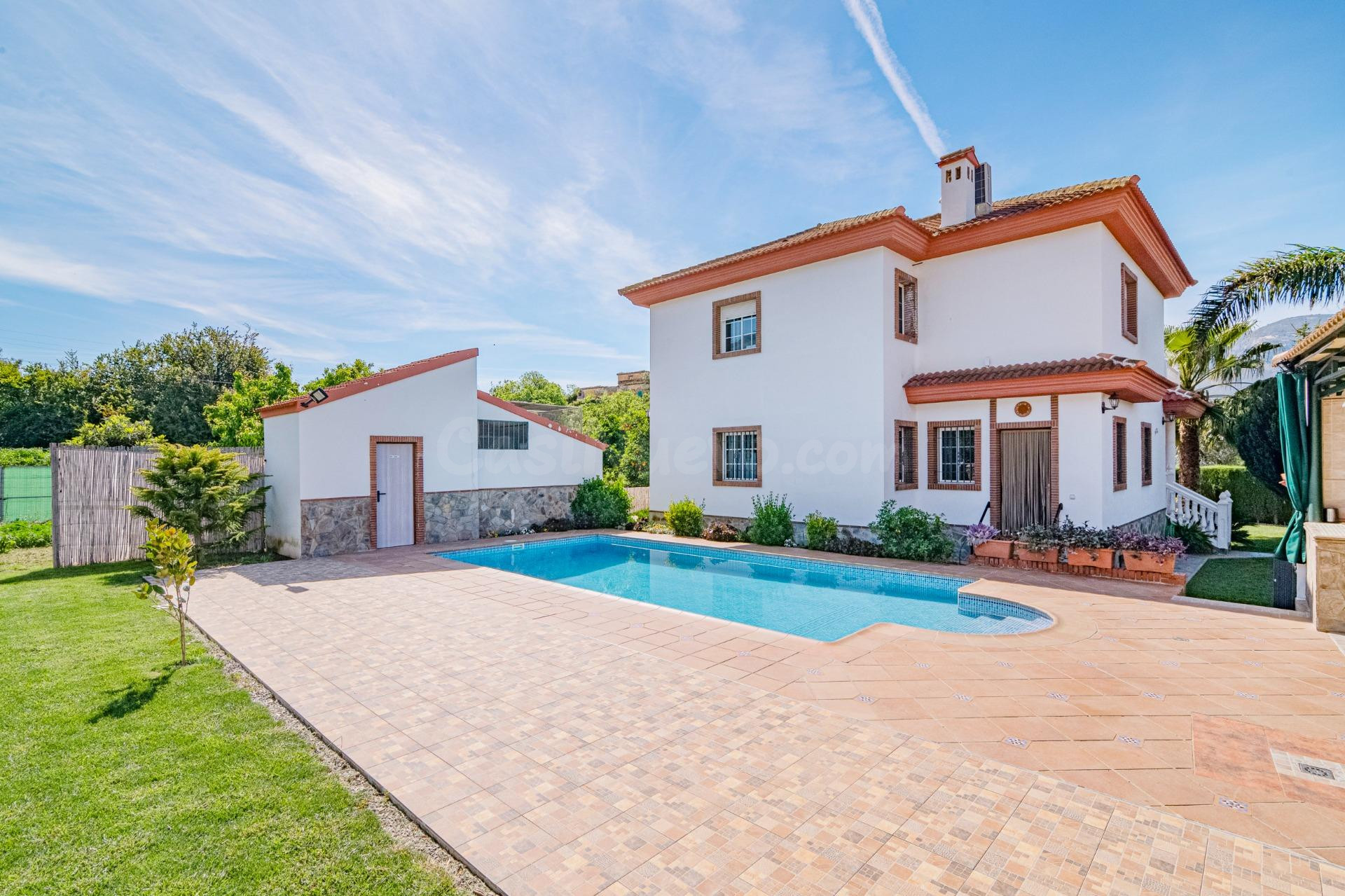VILLA CON LICENCIA TURÍSTICA Y ALTA RENTABILIDAD EN ÓRGIVA, LA ALPUJARRA