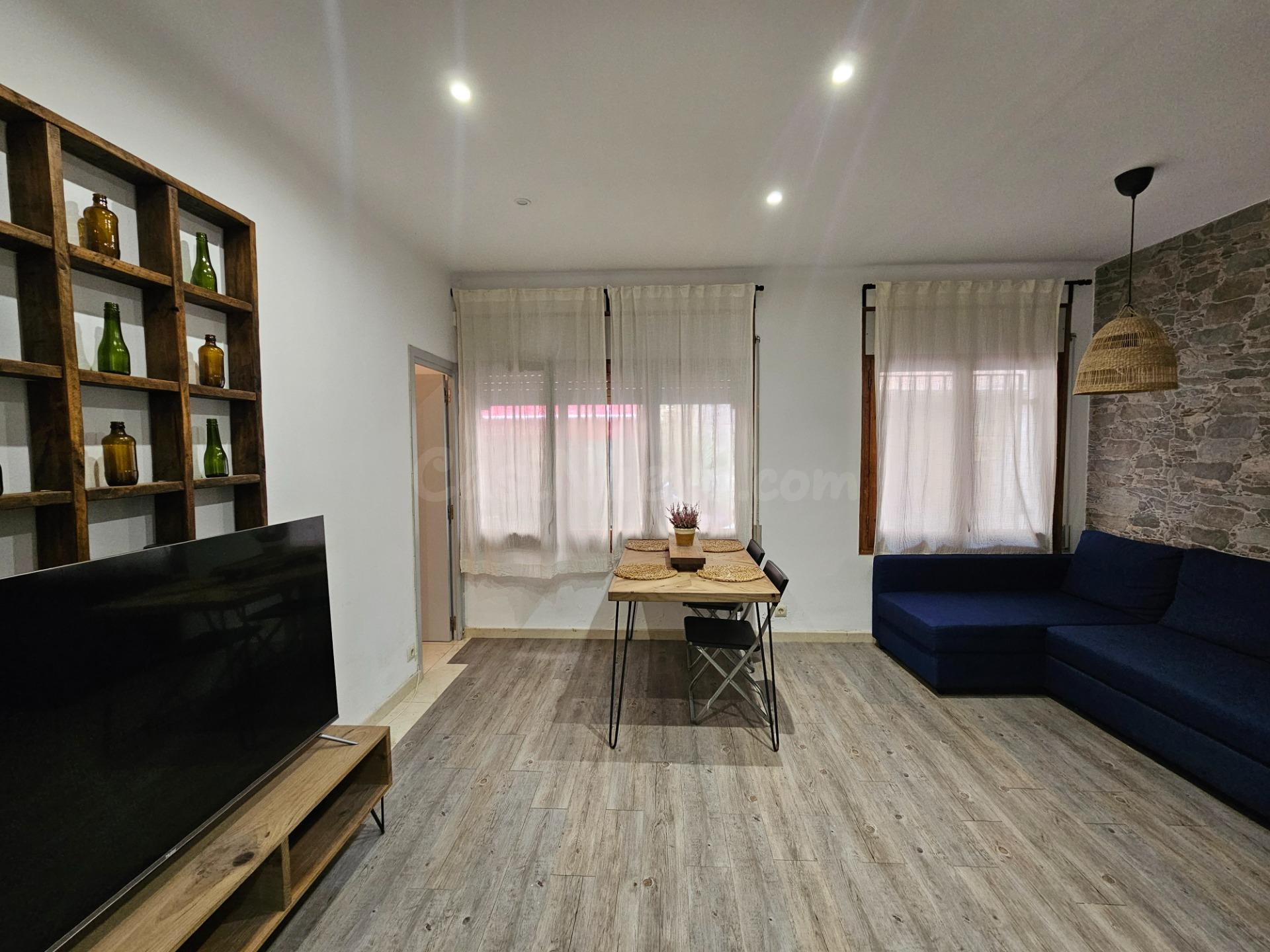Exclusiva ESTEVE REAL ESTATE — Bajo con encanto en el corazón de Palamós — A 2 minutos del mar.
