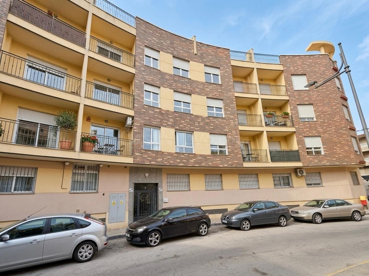 PLANTA BAJA TOTALMENTE REFORMADA EN BENIEL CON PATIO, GARAJE Y TRASTERO | 2 DORMITORIOS | 2 BAÑOS