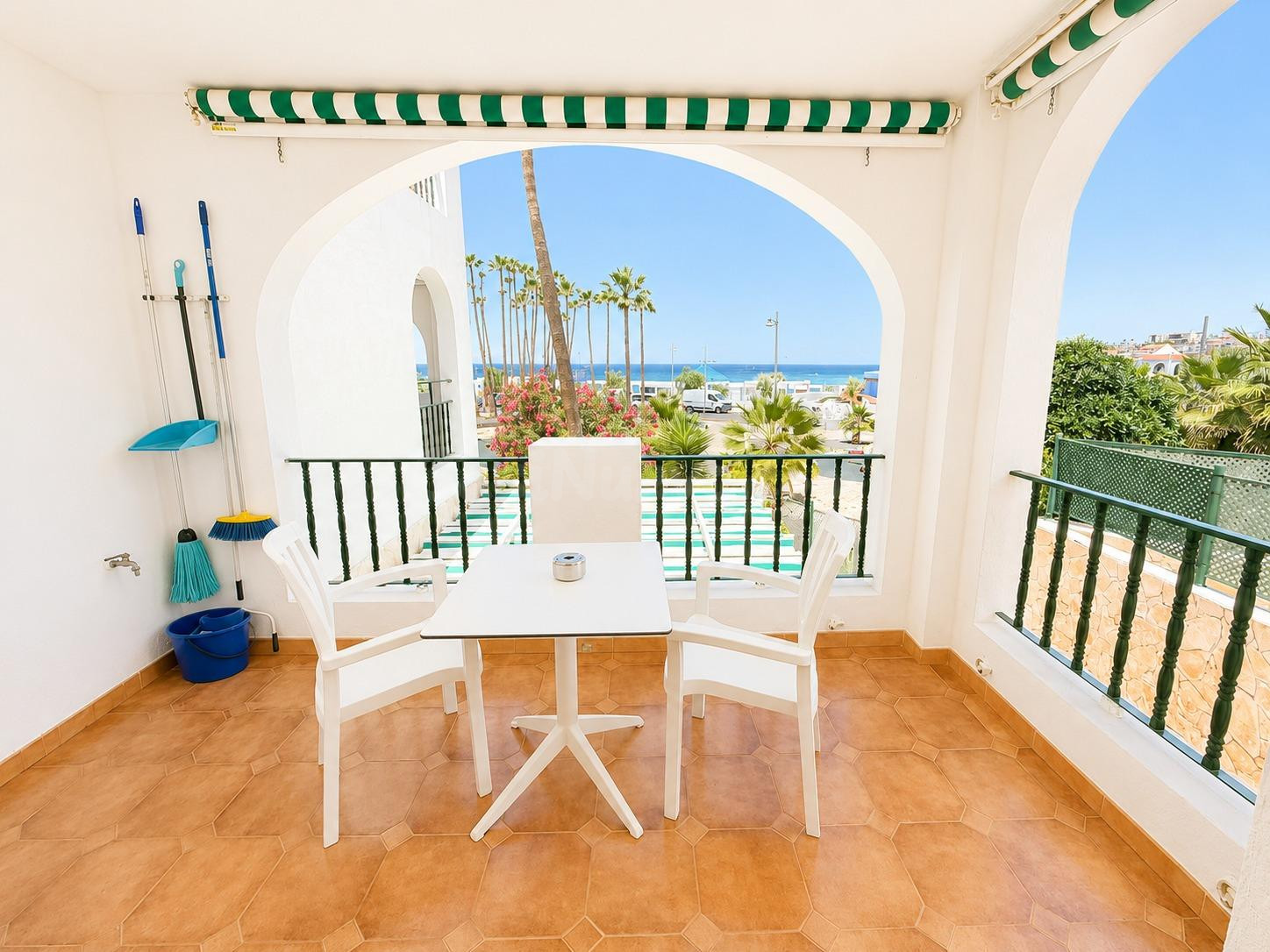 Estudio Premium en Primera Línea de Fañabé: Vistas al Mar y La Gomera, Costa Adeje - foto 2