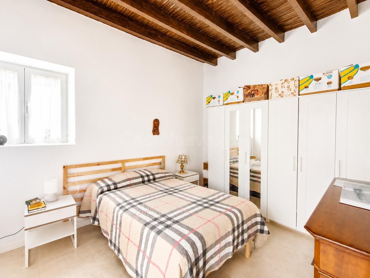 Espectacular casa tradicional canaria reformada con diseño exclusivo, jardín y terrazas - foto 4