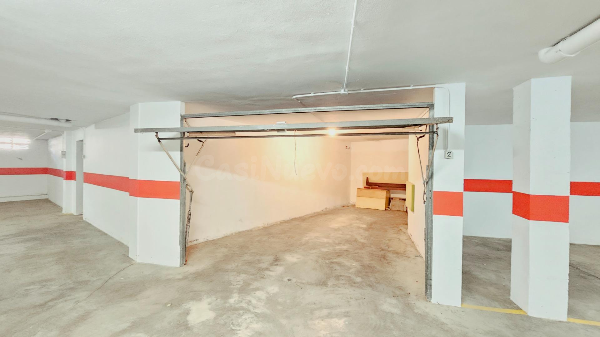 Cabina de garaje cerrada con trastero a 200 m de la playa en el Racó de Cullera.