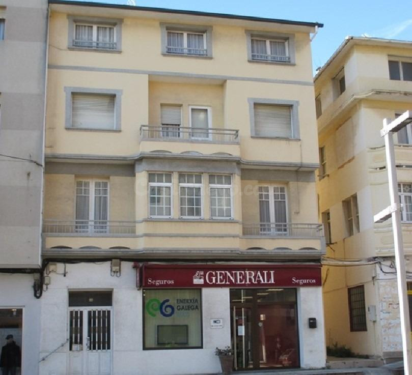 Edificio en venta, Av Arcadio Pardiñas, Burela, Lugo  EN situación ESPECIAL