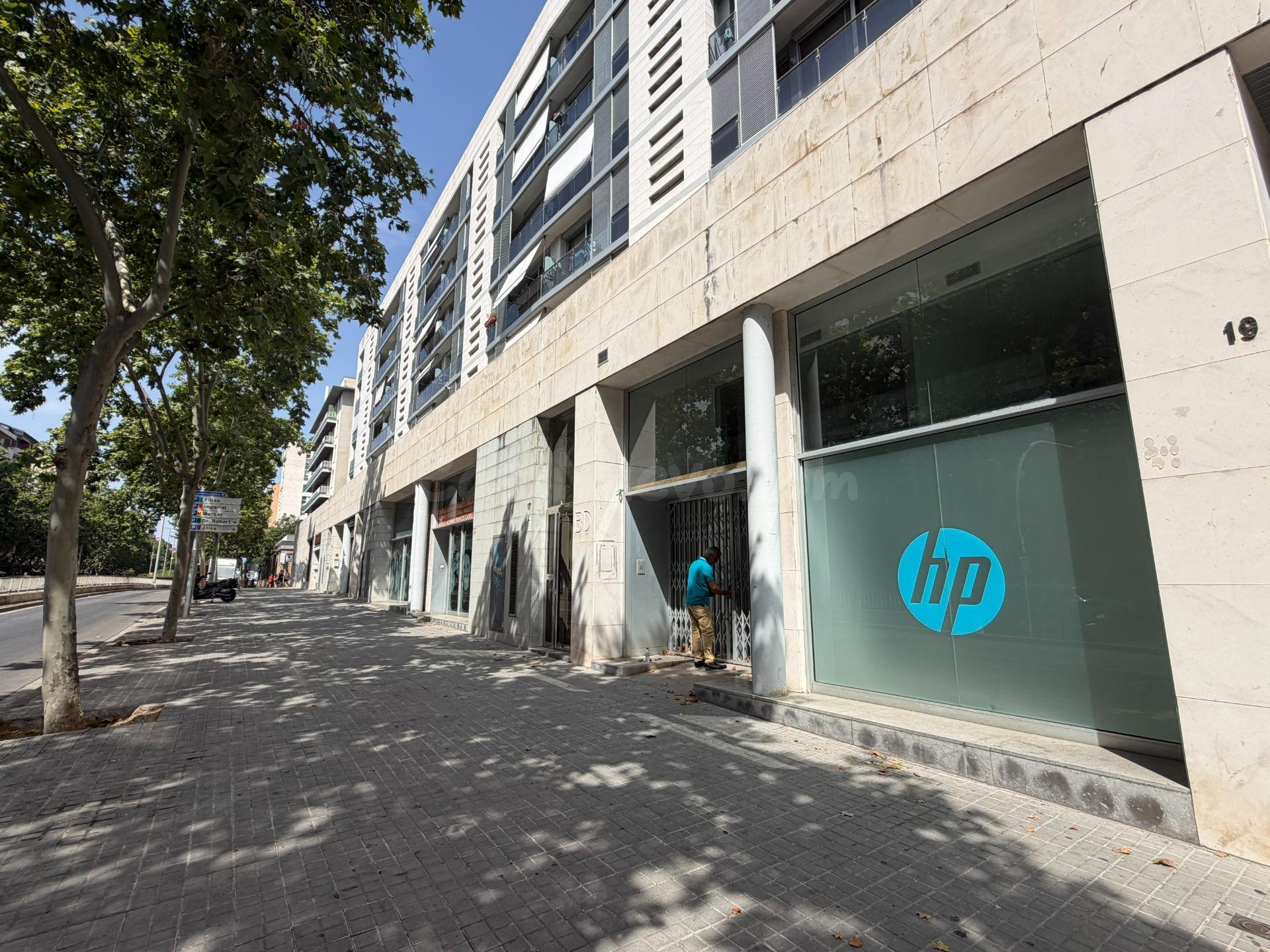 Local comercial único en pleno centro de Sabadell – 817 m2 construidos
