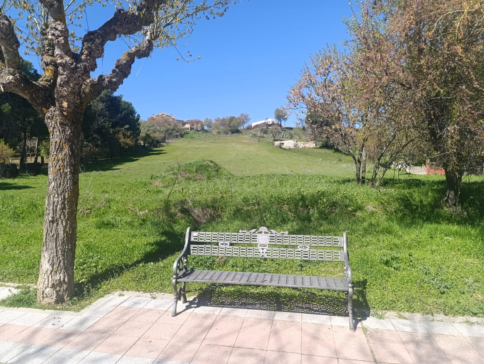Parcela urbana en venta en El Molar - foto 3