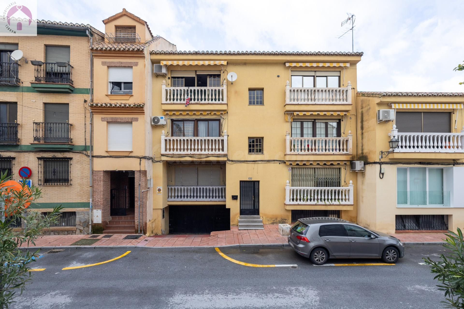 ¿Y SI EL HOGAR CON EL QUE SUEÑAS YA EXISTE Y SOLO ESTÁ ESPERANDO A QUE ELIJAS SUS COLORES?