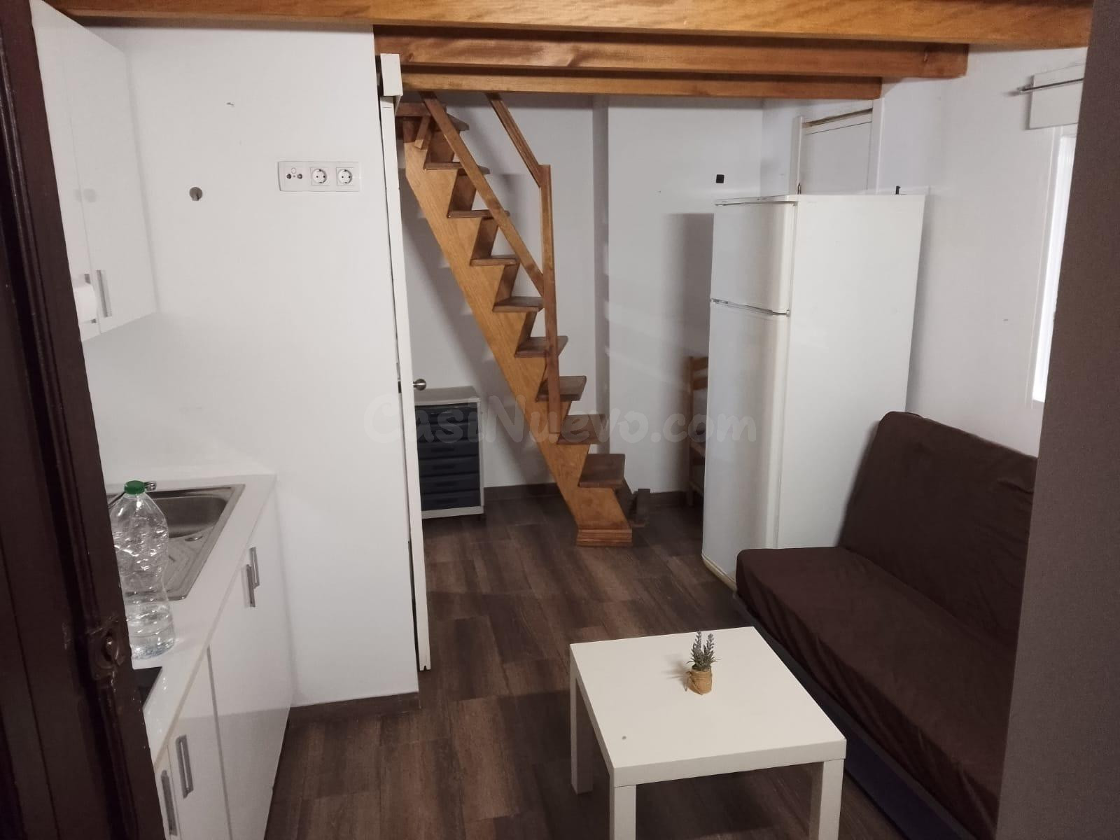 Estudio  con habitaciòn Mezzanine en Alicante zona Rambla,