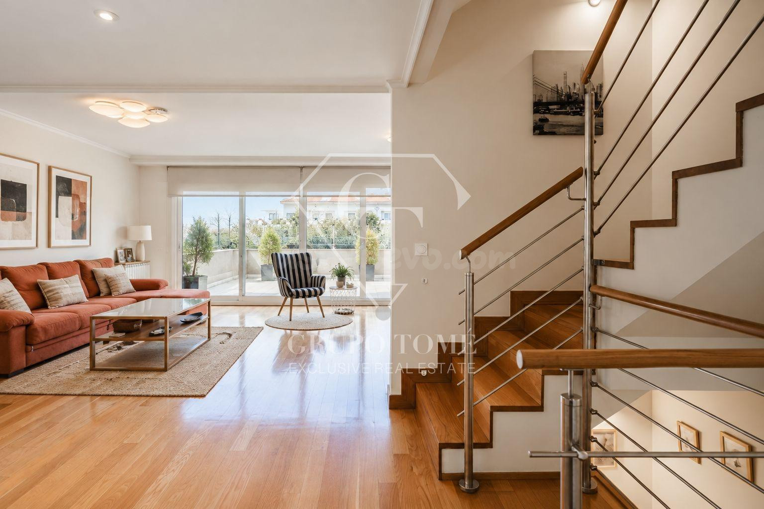 Vivienda de cuatro plantas con terrazas y vistas a la ría de Orio - foto 3