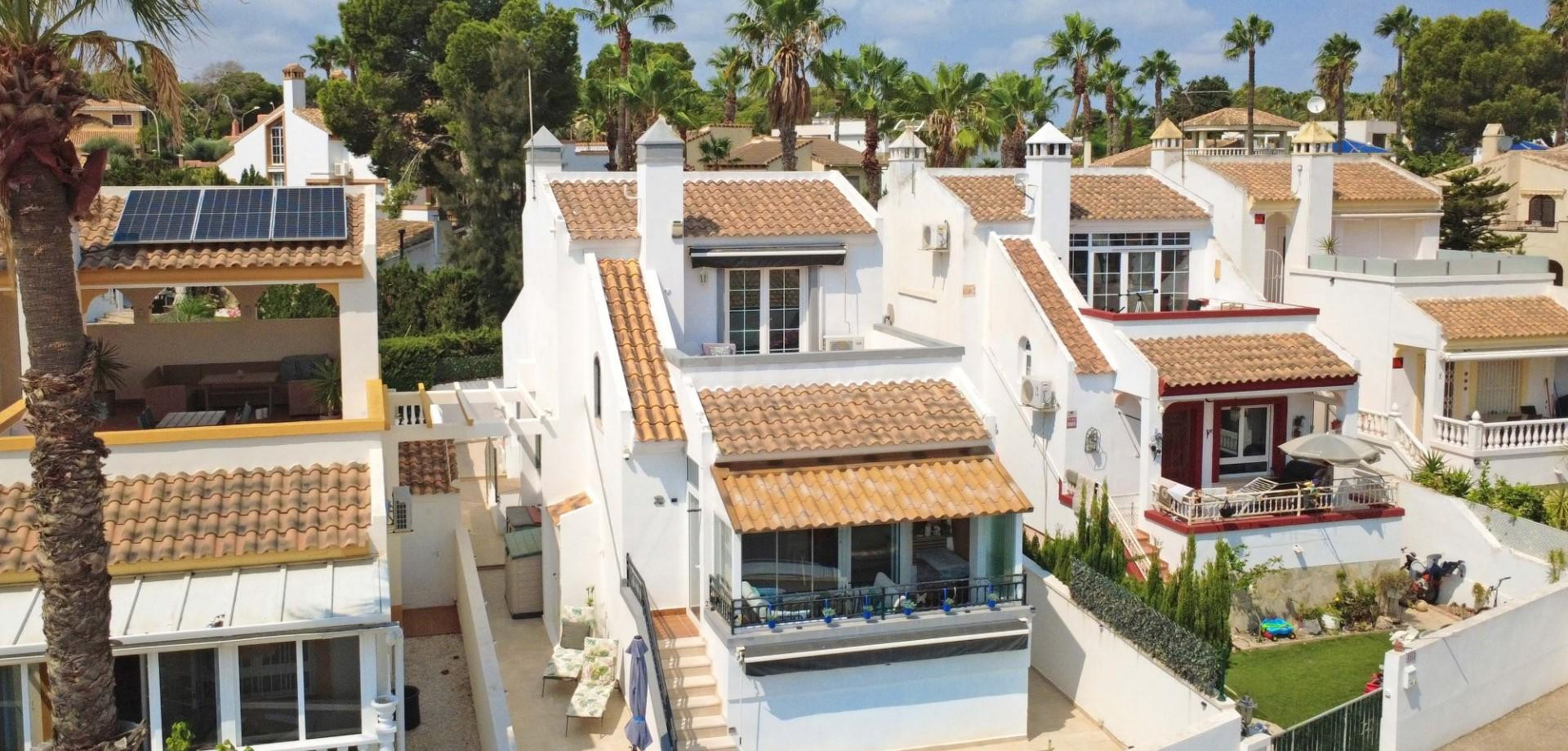 Villa 2 habitaciones 96m² en venta - Villamartín-Las Filipinas