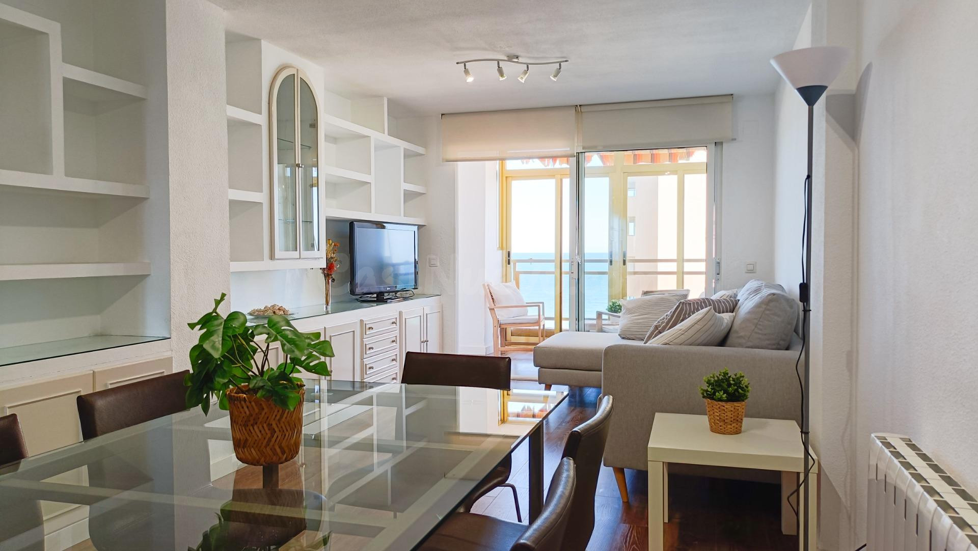 BONITO APARTAMENTO EN ALQUILER TEMPORAL EN LA PLAYA DEL PUIG