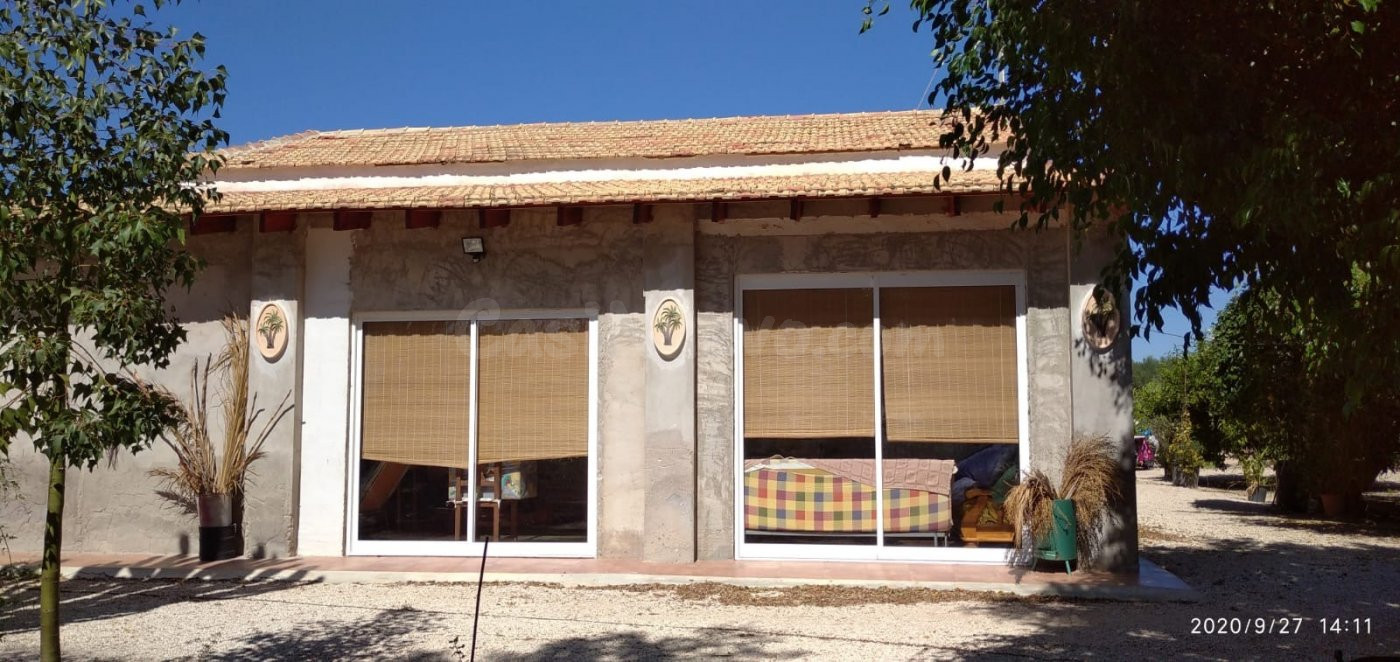 MAGNIFICA CASA DE CAMPO EN UNA DE LAS MEJORES PEDANIAS DE ELCHE !!!!