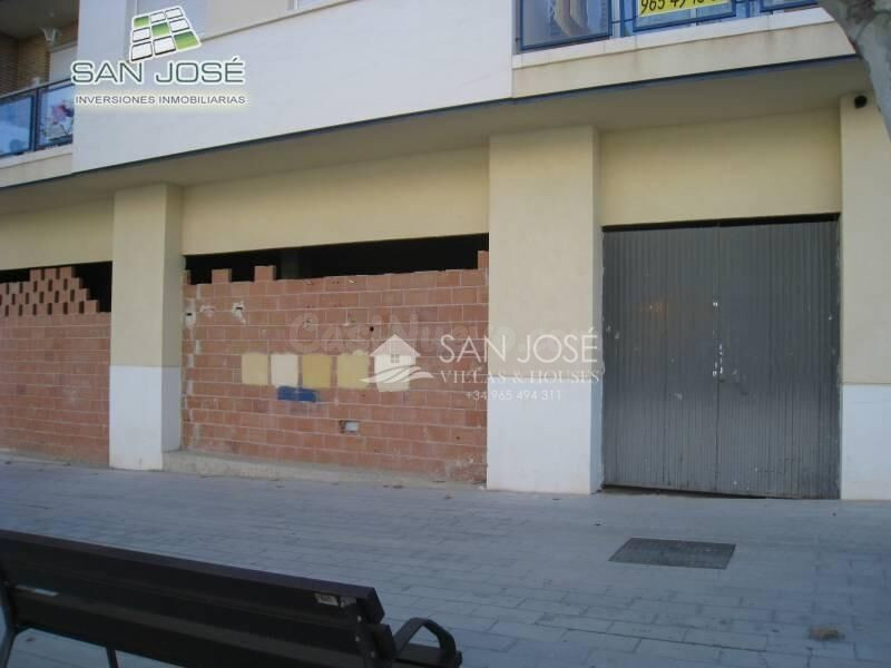 SE VENDE LOCAL COMERCIAL EN ESTADO DE OBRA EN ASPE ZONA DE LA NIA
