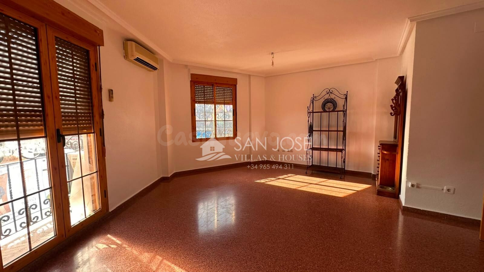 VENTA DE BONITO BUNGALOW EN ASPE, ZONA ASILO-CAMINICO DE ELCHE