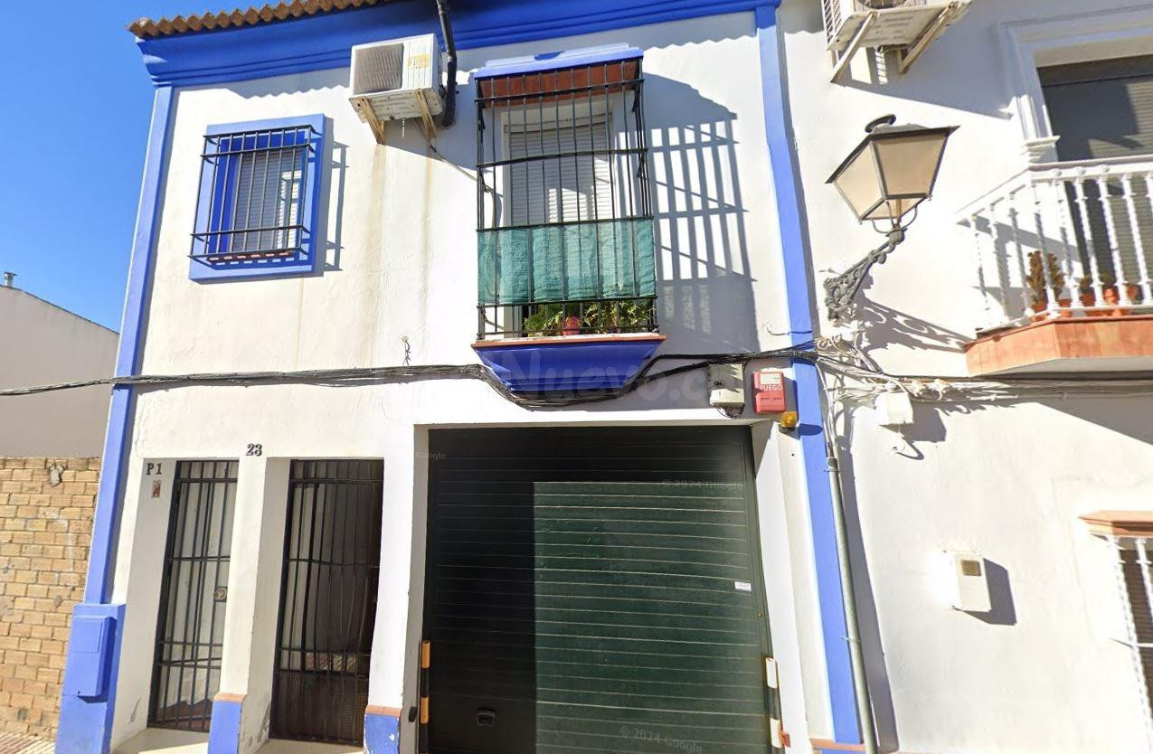 Se vende casa independiente OKUPA en Calle Ramon Y Cajal Nº 28 Almonte (Huelva)