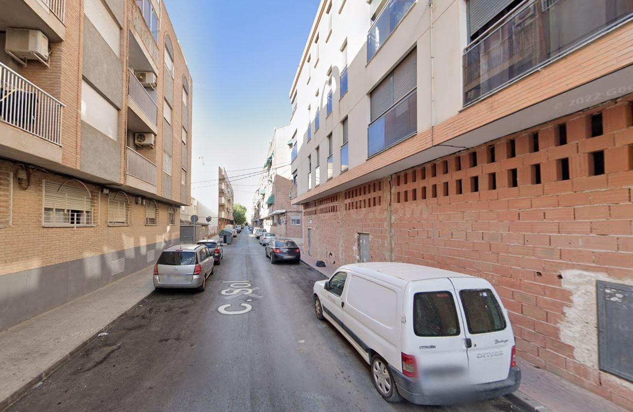 Se vende piso OKUPA en Murcia (Murcia).