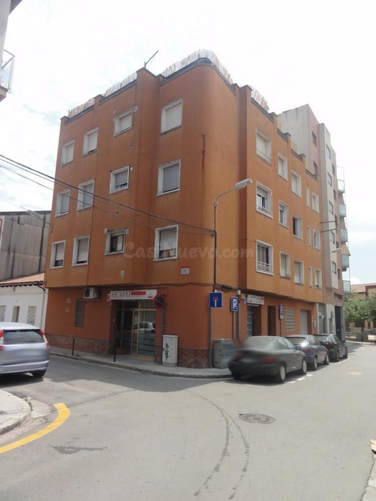 Se vende piso CESIÓN DE REMATE en Calle Pamplona 4 de Mollet del Vallès (Barcelona).