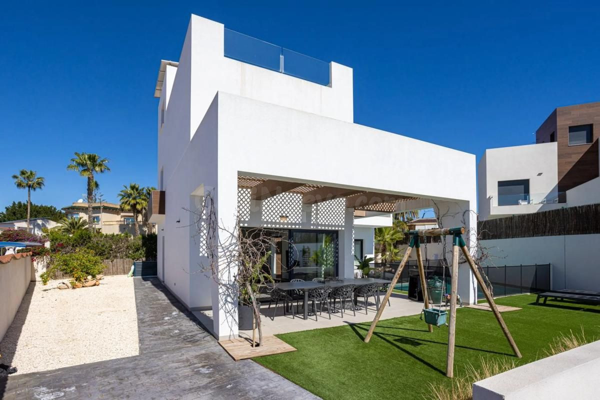 Villa 4 habitaciones 153m² en venta - Centro de la Ciudad Quesada