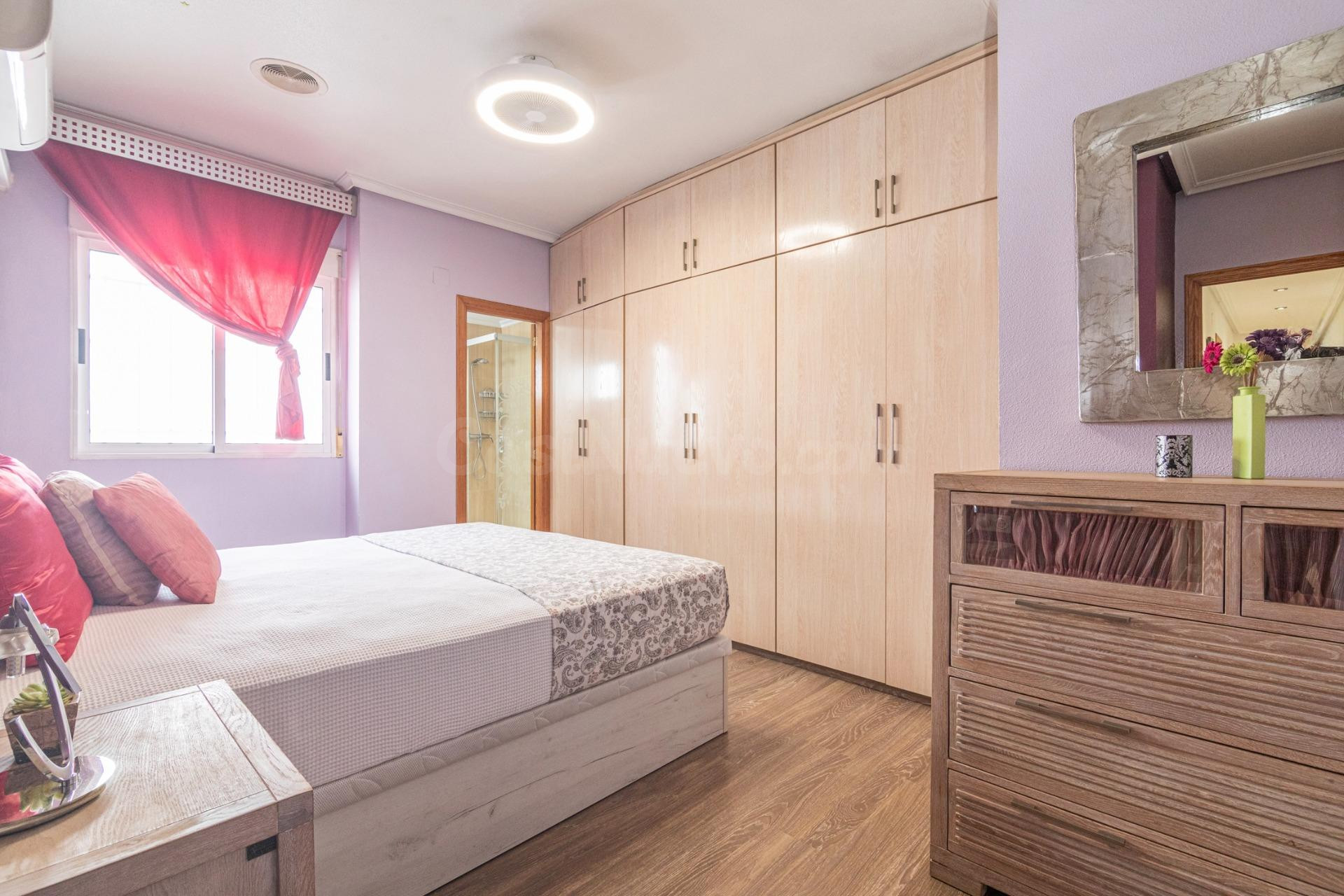 ASCENSOR, 3 habitaciones, 2 BAÑOS, PLAZA DE GARAJE Y TRASTERO Y BALCÓN