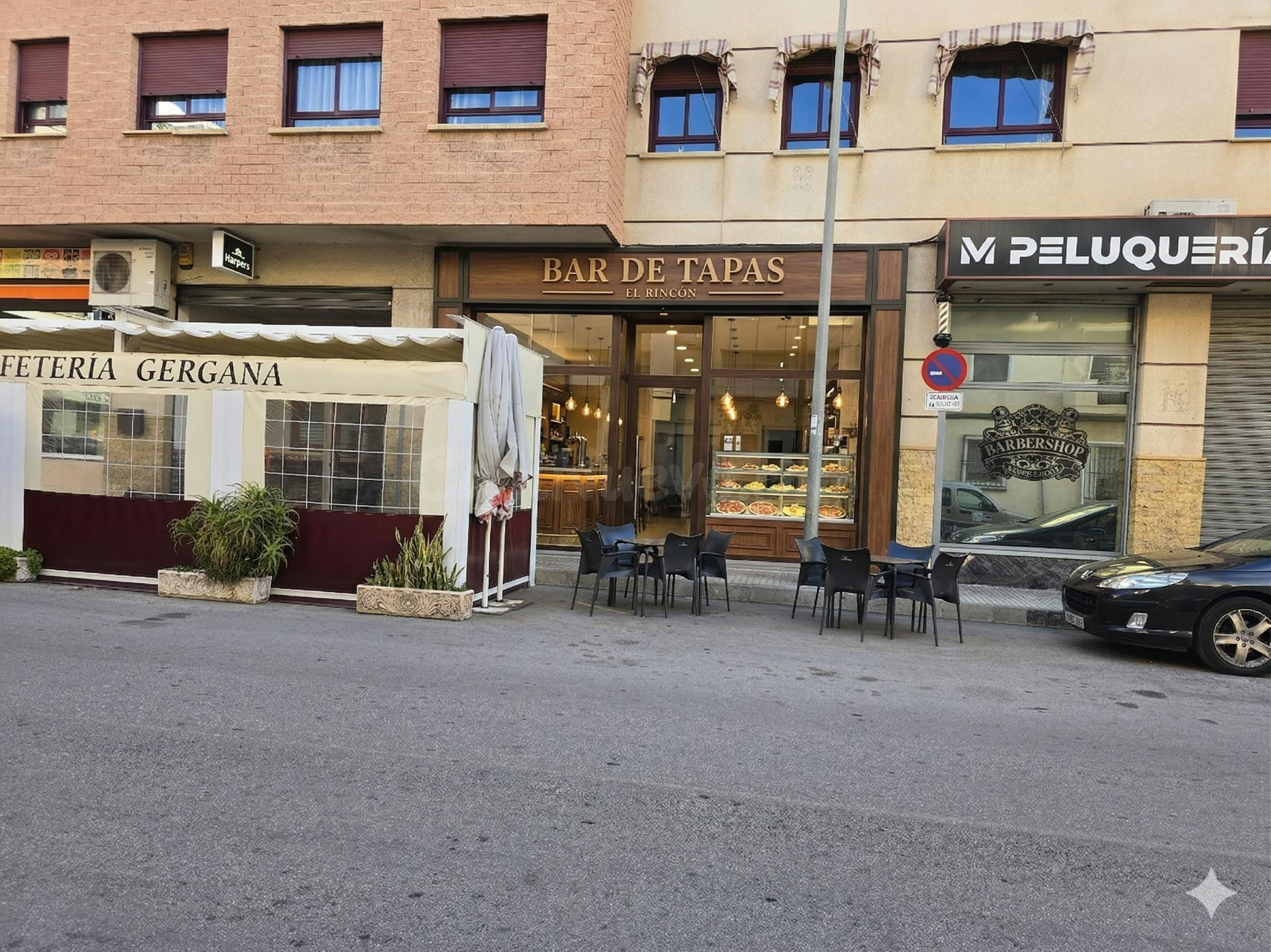 ¡TU OPORTUNIDAD! Alquiler de Local Comercial en Calle José Ávila (88 m2)