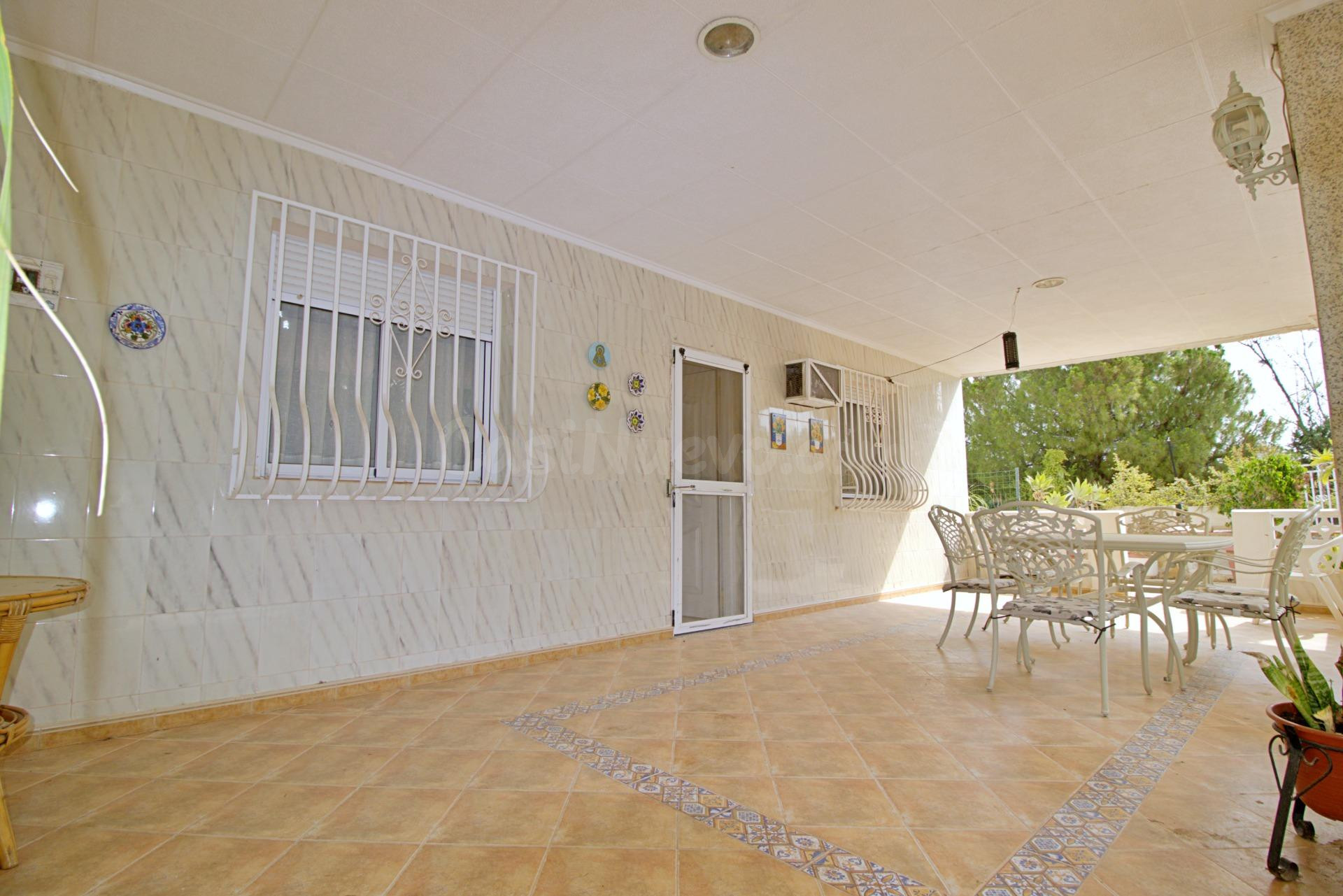 ✨ ¡TU REFUGIO SOÑADO TE ESPERA! ESPECTACULAR CHALET CON PISCINA, LISTO PARA ENTRAR A VIVIR A SOLO