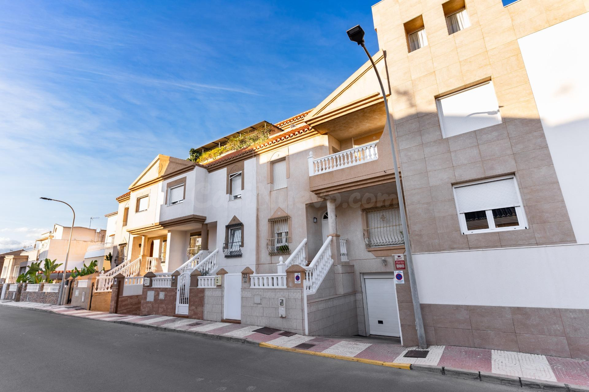 Chalet en Venta en La Romanilla, Roquetas de Mar – Ideal para Familias