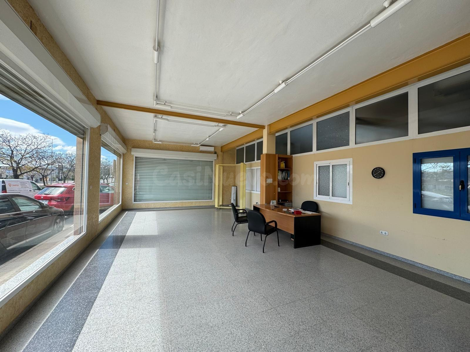 ✨ NAVE INDUSTRIAL EN ELDA | 465 m2 CON OFICINAS Y DOBLE ACCESO